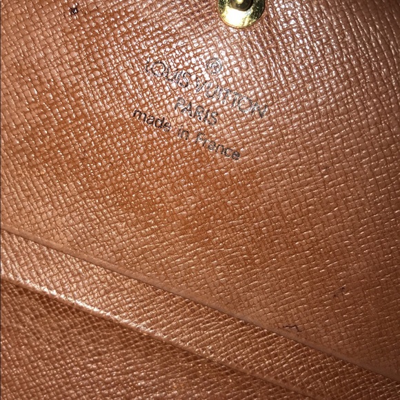 Authentic Louis Vuitton wallet - Picture 6 of 8
